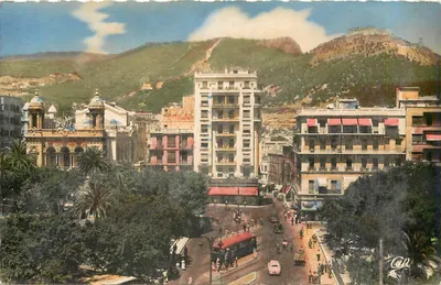 Oran - A Praça Foch — vista panorâmica com editor C.A.P. Paris