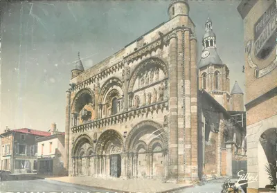 Civray — Igreja de São Nicolau — Edições Charentaises d'Art A. Gilbert
