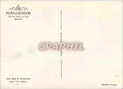 Cellars of the Maison Moët & Chandon — Épernay — Photo Dragger — Back