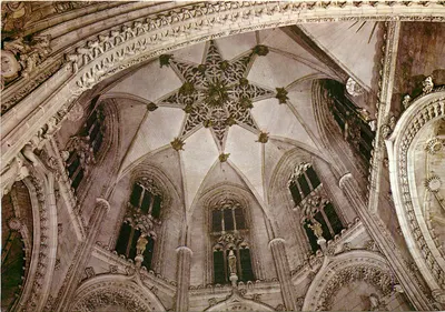 Burgos. Catedral — Capela dos Condestáveis. cúpula (século XV) — A. Subirats Casanovas, N° 59