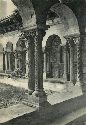 Cloister da antiga abadia beneditina — Viena — Edição Blanchard Frères