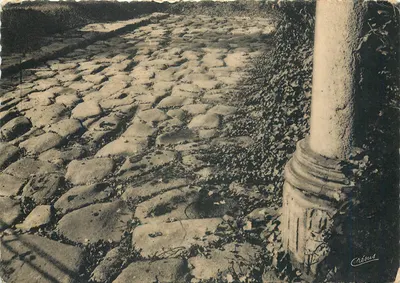 Viena-sur-le-Rhône — Fragmentos de uma antiga Via Romana — Crômes