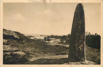 Trégastel — Menhir megalítico — Edições d'Art Yvon