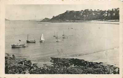 A pequena frota na praia de Trestreau — Pérros-Guirec (C.-du-N.) — Edição Artística, 16, rue de Coutances — Foto Verdadeira