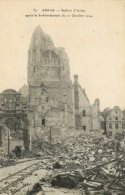 Arras — O Sino de Arras, após o bombardeio de 21 de outubro de 1914 — Editor: L'Artiste, n°57