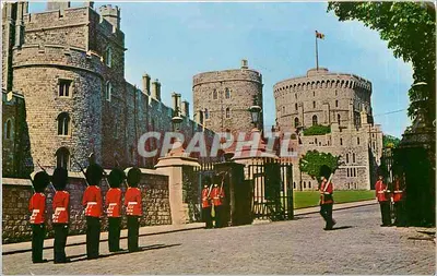 Mudança da Guarda — Castelo de Windsor — The Photographic Greeting Card Co. Ltd., Londres