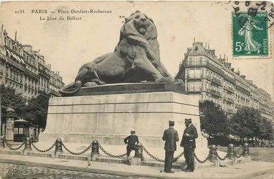 Paris — Place Denfert-Rochereau — Le Lion de Belfort