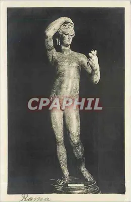 Estátua de um jovem nu — Roma — Gratta - Sozzone Edizioni d'Arte