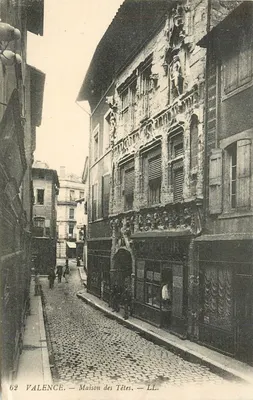 Valence — Maison des Têtes — LL. — n° 62