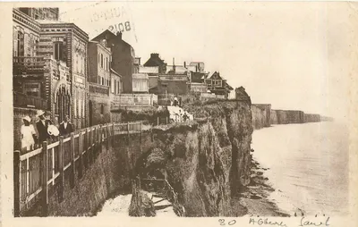 Abbeville - O Canal — vista das falésias e das casas — editor A. Gberle, n°80