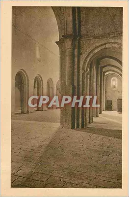 Abadia de Senanque - Igreja abbatial, nave e lateral — Hélio Audry - Marselha