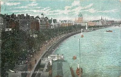 Embankment do rio Thames, Londres — vista panorâmica — editor não visível