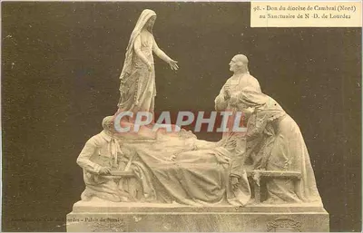 Lourdes - Palácio do Peregrino — Estátua de Nossa Senhora de Lourdes oferecida pelo bispado de Cambrai (Norte)