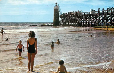 Capbreton (Landes) — A Estacade no horário do Banho — Editora Elcie