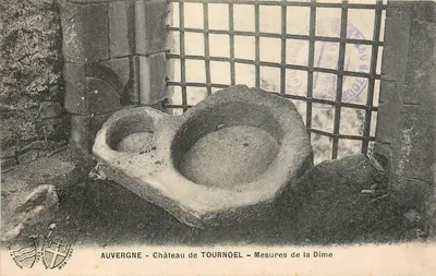 Auvergne - Castelo de Tournoel - Medidas da Dízima