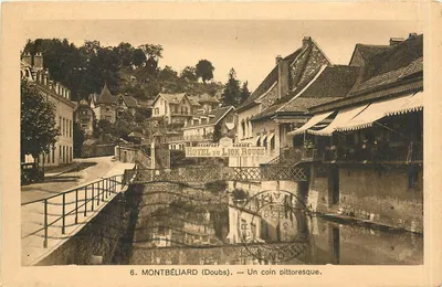 Montbéliard (Doubs) — Um canto pitoresco — Hotel do Leão Vermelho
