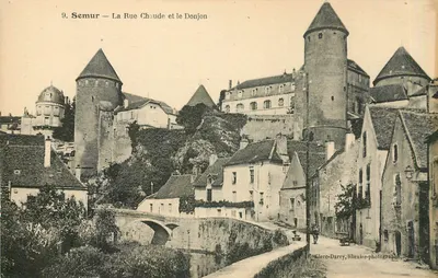 Semur — A Rue Chaude e o Donjon — Clerc-Darcy, livreiro-fotógrafo