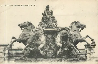 Lyon — Fontaine Baritboldi — E. R. n°253