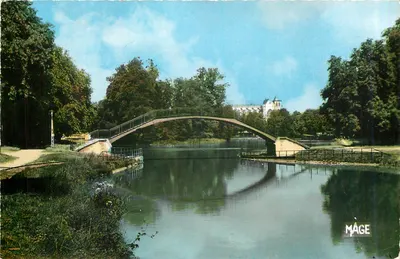 La Passerelle du Jardin — Châlons-sur-Marne — editor MAGE