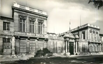 Préfecture de Châlons-sur-Marne — vue architecturale — éditeur inconnu, n° de série non visible