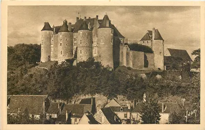 Luynes (Indre-et-Loire) — O Castelo — Éditions d'Art Lyon