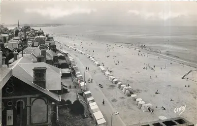 Vista de Houlgate (Calvados) — praia e promenade — editor SABY, n°35