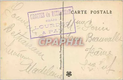 Pyrénées — Jaskinie BETHARRAM — Kolumny w formowaniu — Rewers