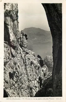 IBIZA (Balears) - 75 Peñasco de la parte alta del Vedrá - Viñars