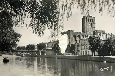 Agde (Hérault) — A Catedral São Etienne — Edições MAR, Nice, n° 2562