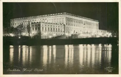 Estocolmo. Kungl. Slottet — vista noturna iluminada — Harald Olsen, série 394