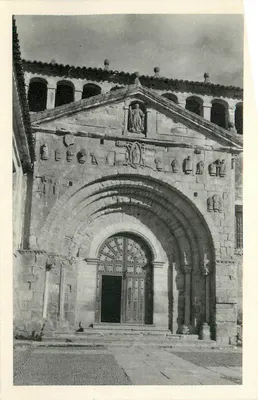 Santillana del Mar — detalhe da fachada — Huesca, F. Novarro