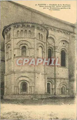 Saintes — Absidiolo da Basílica Santa Eutrópe (século XI) construída pelos Beneditinos, guardiães de seu túmulo.