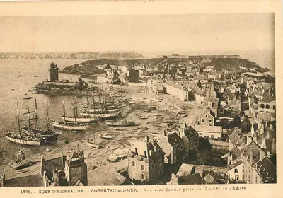 Côte d'Émeraude - St-Servan-sur-Mer - Vista para Solidor tirada do campanário da igreja