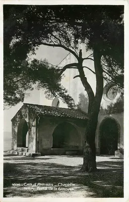 Cap d'Antibes — Capela Nossa Senhora da Garoule — Edição La Cigogne