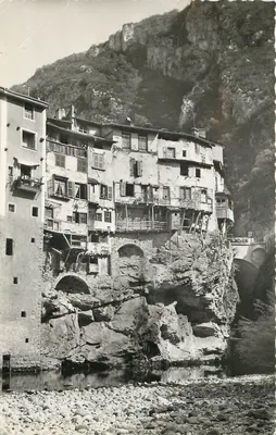 Pont-en-Royans — As casas suspensas — Edição de Arte Calvados, Grenoble