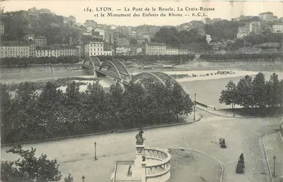 LYON — Most Boucle, La Croix-Rousse i Pomnik Dzieci Rzeka Rhône — E.C.L.