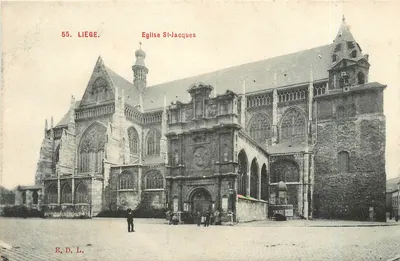 LIEGE. Igreja de São Jacinto — vista do edifício gótico com seu campanário e portão — E. D. L.