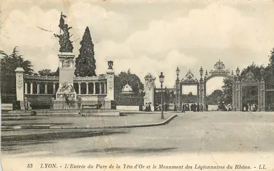 LYON - L'Entrée du Parc de la Tête d'Or et le Monument des Légionnaires du Rhône - LL