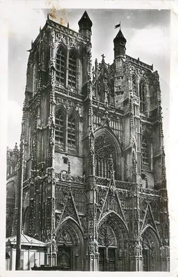 Abbeville (Somme) — A Catedral — G. Reant, Editor, n°15