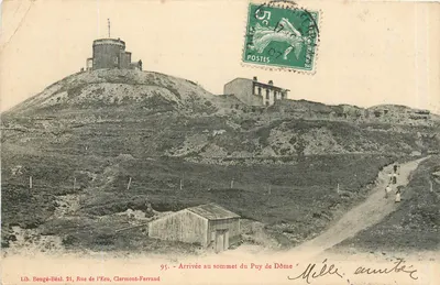 Chegada ao topo do Puy de Dôme — Clermont-Ferrand — Lib. Bougé-Béal, 21 Rue de l’Ecu