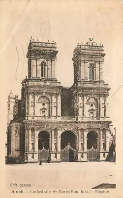 Auch — Catedral de Santa Maria (Monumento Histórico) — Fachada — Edit. Gascou
