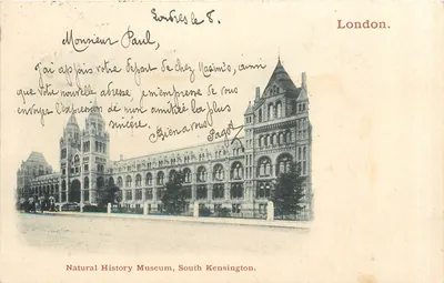 Museu de História Natural, South Kensington — Londres — editor desconhecido, número de série não visível