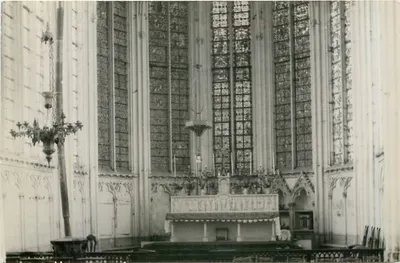 Saint-Germer-de-Fly — Igreja Abbatial (séculos XI e XII) — ARRLX - 154, Éditions S. Antimo, Paris