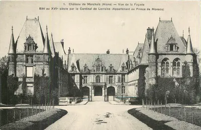 Castelo de Marchais (Aisne) — Vista da Fachada — Construído no Século XVI pelo Cardeal de Lorena (Pertencente ao Príncipe de Mônaco)