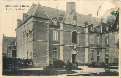 Alise-Sainte-Reine — A Cour do Hospice — Coleção J. L., Flavigny