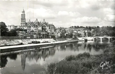 Périgueux (Dordogne) — Vista Geral — Catedral Saint-Front — Edições Gaby
