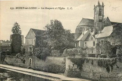 Moret-sur-Loing — Os Muros e a Igreja — L. C.
