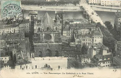LYON — Vista Panorâmica (A Catedral e o Ponte Tilsitt) — S.F. n°262