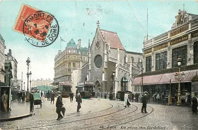 Lyon : A praça dos Cordeliers — vista da catedral e do trem — editor L.V. B.C. n°58