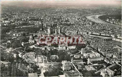 LYON — Le Théâtre Romain et la Colline de Fourvière puis la Saône et le Rhône — Les Éditions de l'Économie